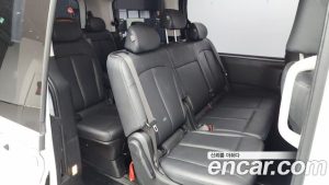 Hyundai Staria Tourer 11-Seater 2024 года из Южной Кореи