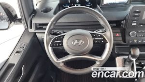 Hyundai Staria Tourer 11-Seater 2024 года из Южной Кореи