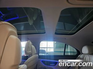 Mercedes-Benz E-Class E300 4MATIC Exclusive 2024 года из Южной Кореи