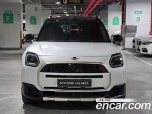 Mini Countryman ALL4 Favoured 2024 года из Южной Кореи