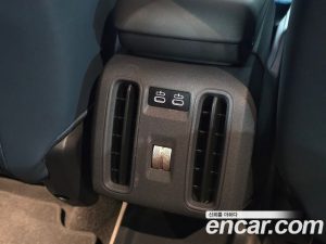 Mini Countryman ALL4 Favoured 2024 года из Южной Кореи