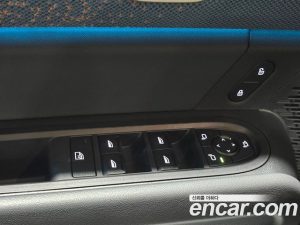 Mini Countryman ALL4 Favoured 2024 года из Южной Кореи