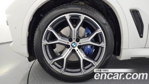BMW X5 xDrive 40i M Sport 2023 года из Южной Кореи