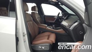 BMW X5 xDrive 40i M Sport 2023 года из Южной Кореи