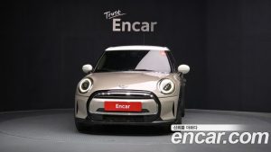 Mini Cooper 5Door CLASSIC 2024 года из Южной Кореи