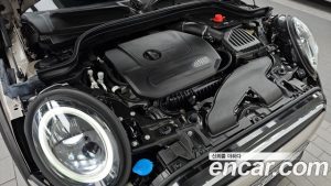Mini Cooper 5Door CLASSIC 2024 года из Южной Кореи