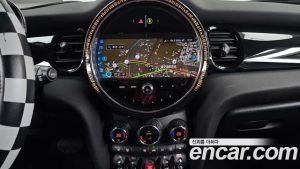 Mini Cooper 5Door CLASSIC 2024 года из Южной Кореи