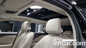 Kia K8 Signature 2025 года из Южной Кореи