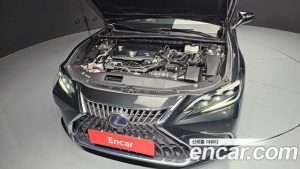 Lexus ES Executive 2022 года из Южной Кореи