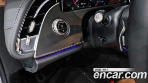 Mercedes-Benz E-Class E200 Avantgarde 2025 года из Южной Кореи