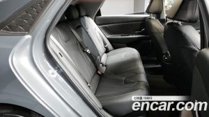 Hyundai AVANTE Inspiration 2025 года из Южной Кореи