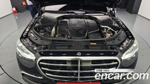 Mercedes-Benz S-Class S350 d 4MATIC 2025 года из Южной Кореи
