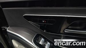Mercedes-Benz S-Class S350 d 4MATIC 2025 года из Южной Кореи