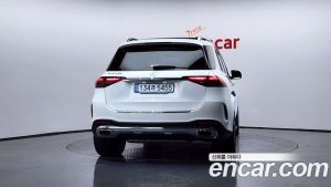 Mercedes-Benz GLE-Class GLE450 4MATIC 2025 года из Южной Кореи