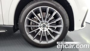 Mercedes-Benz GLE-Class GLE450 4MATIC 2025 года из Южной Кореи