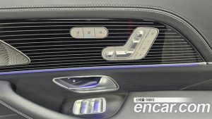 Mercedes-Benz GLS-Class Maybach GLS600 4MATIC 2023 года из Южной Кореи