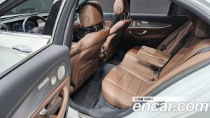 Mercedes-Benz E-Class E350 4MATIC Exclusive 2023 года из Южной Кореи