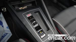 Volkswagen Golf 2.0 GTI 2022 года из Южной Кореи