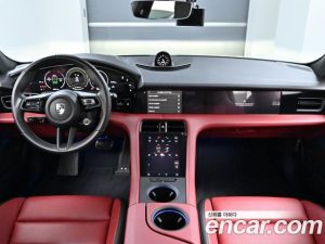 Porsche Taycan Turbo S 2025 года из Южной Кореи