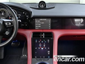 Porsche Taycan Turbo S 2025 года из Южной Кореи