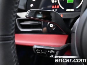 Porsche Taycan Turbo S 2025 года из Южной Кореи