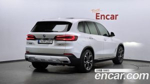 BMW X5 xDrive 30d xLine 2023 года из Южной Кореи