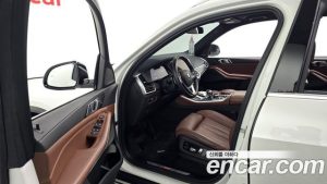 BMW X5 xDrive 30d xLine 2023 года из Южной Кореи
