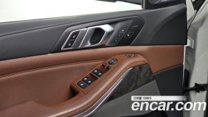 BMW X5 xDrive 30d xLine 2023 года из Южной Кореи