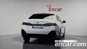 BMW 5-Series 520i M Sport 2024 года из Южной Кореи