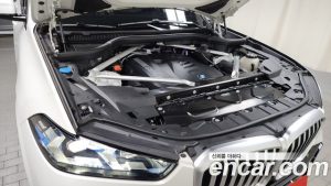 BMW X5 xDrive 40i M Sport 2024 года из Южной Кореи