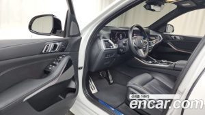 BMW X5 xDrive 40i M Sport 2024 года из Южной Кореи