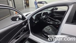 Hyundai AVANTE Modern 2025 года из Южной Кореи