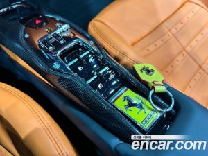 Ferrari 296 3.0 V6 2023 года из Южной Кореи