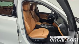 BMW 3-Series 320d 2023 года из Южной Кореи