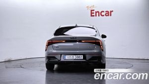 Kia K5 Signature 2024 года из Южной Кореи