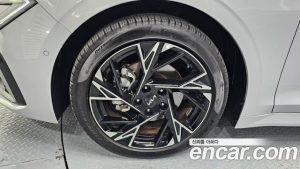 Kia K5 Signature 2024 года из Южной Кореи