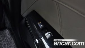 Kia K5 Signature 2024 года из Южной Кореи