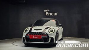 Mini Cooper JCW 2024 года из Южной Кореи