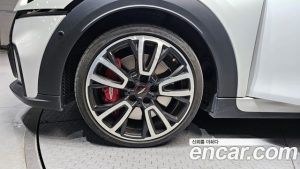 Mini Cooper JCW 2024 года из Южной Кореи