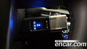 Hyundai Santafe Бензин 2.5T 4WD 2024 года из Южной Кореи