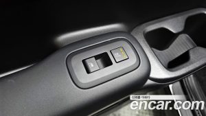Hyundai Santafe Бензин 2.5T 4WD 2024 года из Южной Кореи