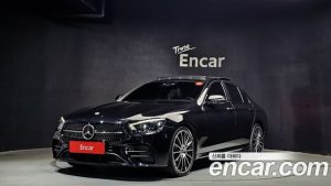 Mercedes-Benz E-Class E350 4MATIC AMG Line 2023 года из Южной Кореи