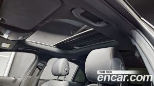 Mercedes-Benz E-Class E350 4MATIC AMG Line 2023 года из Южной Кореи
