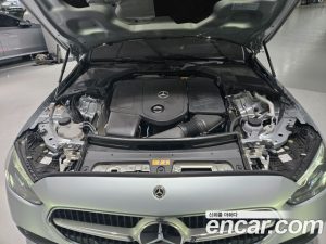 Mercedes-Benz C-Class C300 4MATIC Avantgarde 2023 года из Южной Кореи