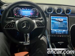 Mercedes-Benz C-Class C300 4MATIC Avantgarde 2023 года из Южной Кореи