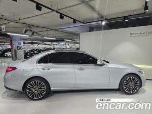 Mercedes-Benz C-Class C300 4MATIC Avantgarde 2023 года из Южной Кореи