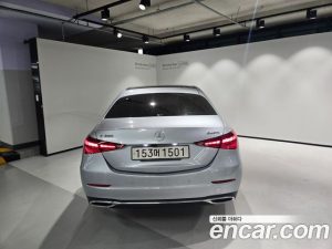 Mercedes-Benz C-Class C300 4MATIC Avantgarde 2023 года из Южной Кореи