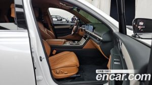 Genesis GV80 2.5T Бензин AWD 2024 года из Южной Кореи