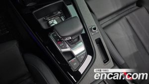 Audi A5 40 TFSI 4WD Premium Sportback 2023 года из Южной Кореи
