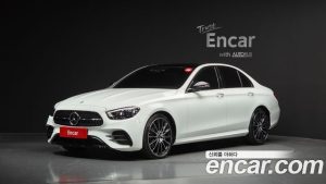 Mercedes-Benz E-Class E350 4MATIC AMG Line 2023 года из Южной Кореи